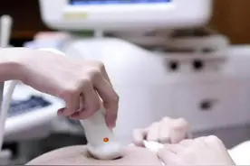 孕期检查时，医生的“暗语”你知道吗？别会错意，对胎儿很关键图片