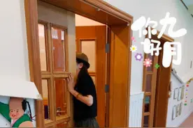 明星也内卷？央视主播李思思与儿子同学妈妈比街舞，身材保持最好图片