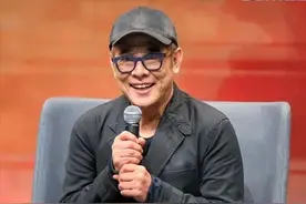 60岁李连杰：晚年受甲亢折磨，已交代后事，国籍成了他最大遗憾图片