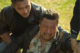 《狂飙》8：儿子电鱼意外惨死，黑老大却非要鱼贩为子偿命图片