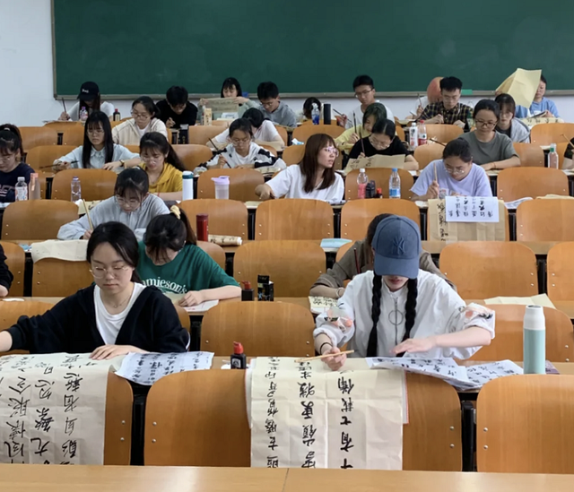 官方表示 书法 将被列为一级学科 可攻读博士 23年开始招生 自由新闻