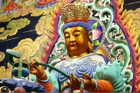 五台山殊像寺文殊殿文殊菩萨图片