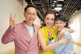 恋过刘嘉玲，又“抛弃”何超琼，许晋亨娶到李嘉欣不外乎4个原因图片