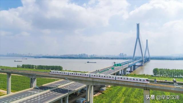 马斯克：特斯拉正在寻找新的超级工厂选址！会选择落户武汉吗？