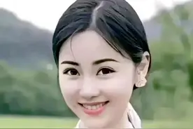 七言藏头诗：女人如花，柔情似水图片
