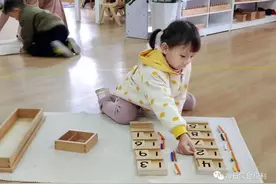 从小缺爱的孩子，长大后多半有这3个迹象，希望你孩子一个都没有图片
