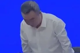 刚刚，南宁市长为“天价停车”风波鞠躬道歉……图片