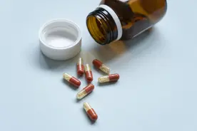 究竟什么是“药”？寡妇床头的灰能治病？图片