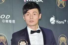 李荣浩一首模特荣获金曲奖中五项大奖从此爆红图片