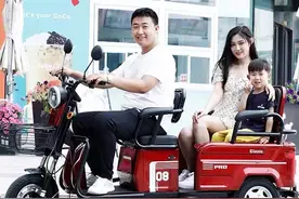 2款物美价廉的电动三轮，最低价2500元，能遮阳，适合60-75岁老人图片