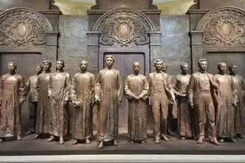 中共一大代表13人，结局如何？从一大到建国，坚持下来的只有2人图片