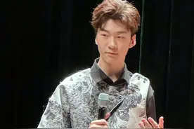 萌娃青春期大变样，天天撞脸宝强，康康石头壮硕，甜馨越长越像妈图片