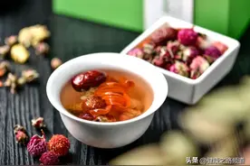 最聪明的养肝法！白开水里加点“料”，肝火降了皮肤好了，更年轻图片