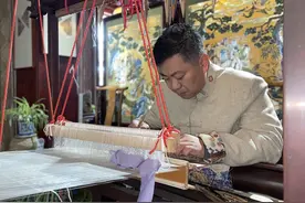 潜心缂丝技艺30年 他在抖音电商直播间里传承匠人精神打动万千粉丝图片