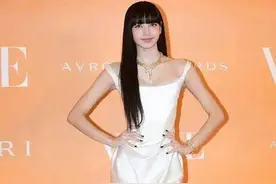 体态问题导致的副乳怎么有效解决？图片