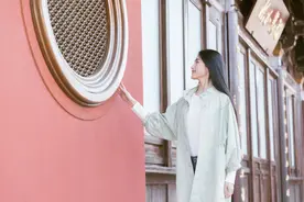 去寺庙烧香时，要在心中默念三句话图片