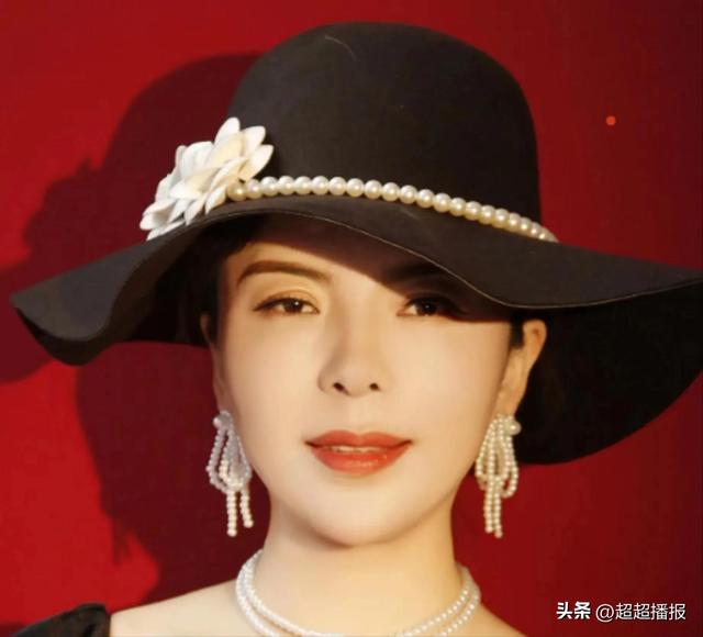 淳朴美丽的土族百灵，知名音乐人彩虹兰儿的成长经历