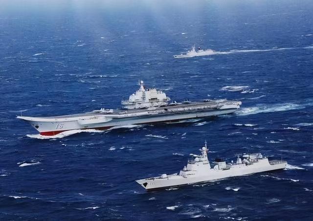 俄议员声称有权从中国“收回”辽宁舰，中方务必拆掉所有武器！