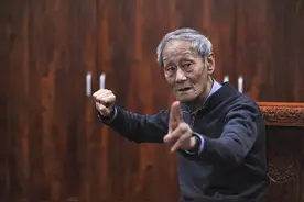88岁相声演员田立禾，90年代录制《中国传统相声大全》打开知名度图片