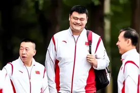 看了NBA球星的衰老速度，你就明白他们高薪不易 詹姆斯上榜图片