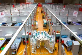 福建泉州“火围山”方舱医院启用图片