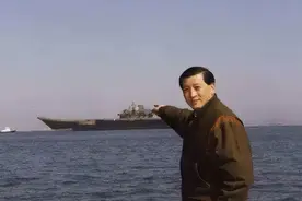 中国商人花2000万买瓦良格号，舰内藏了图纸？多年后揭开真相！图片