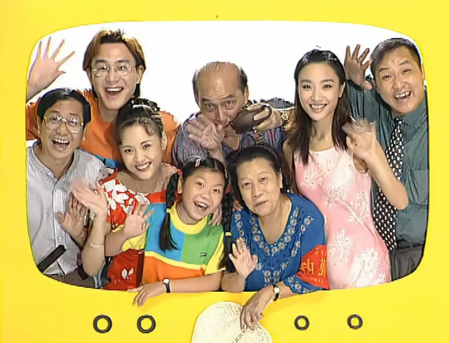 蔡倩云,二十年前一部名满两江的情景方言剧《街坊邻居》的颜值担当.