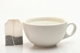 夏日难眠可以怎么办？有利于合成褪黑素的食物有哪些？图片