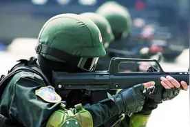 怎么处理我军的300万支退役95突？外销很难，朝鲜巴铁都不需要图片