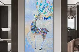 他们新房装修玄关挂画都是这样子挂的图片