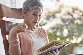 63岁阿姨：我想找老伴，可以没房没退休金，但必须要满足4个要求图片
