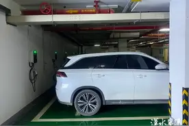 投入使用！位于最热门停车场！图片