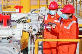 好事成双！我国探明10个亿吨油田、19个千亿方气田，资源保障升级图片
