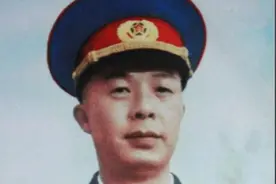 开国中将莫文骅回忆上干队上战场军团长当连长用师长当排长图片