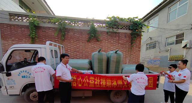心手相印为涿州受灾群众送上燕赵儿女的关爱