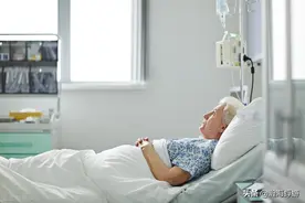 住院期间，雇一个24小时陪护需要多少钱？图片