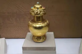 雍和宫的金瓶图片
