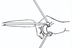 拈弓搭箭：射箭的手法图片