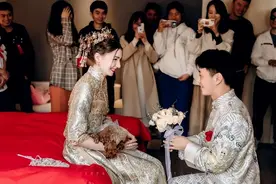 白俄罗斯女孩玛莎回应跨越万里远嫁中国，遗憾父母未能参加婚礼图片