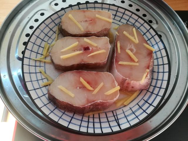 深海鳕鱼的营养价值 深海鳕鱼的营养价值及功效与作用禁忌