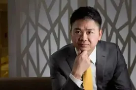 刘强东四喜临门，全员公开信“杀富济贫”，坚决口吻预示将回归？图片