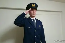 日本警察36岁辞职定居越南：在越南可以大胆说出想法，而不用憋着图片