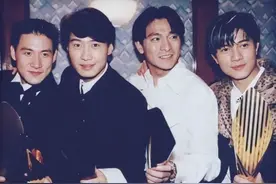 笑死人，一首代表作都没有，却被捧为歌坛顶流，这些小丑羞不羞？图片