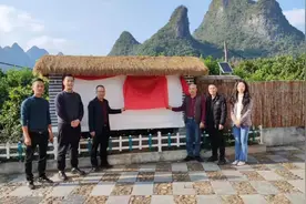 桂林市雁山区草坪回族乡举行广西艺术学院“大学生校外实践教育基地”挂牌仪式图片