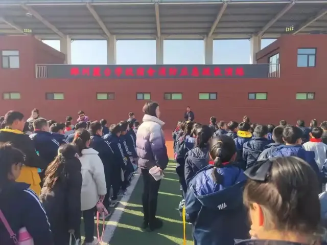 Ϋ´̨ѧУ̬ѧУƷʽ֮ḻʵĳл