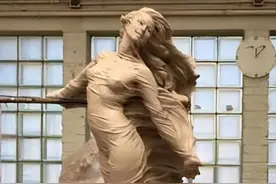 一种雕刻形象的艺术形式~人体雕塑图片