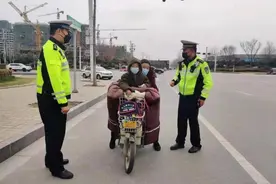 电动车载人不能超12岁？车主：为何设置后座？官方回答你认同吗？图片