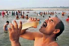 恒河治理显“成效”，首席部长现场试喝，一杯撂倒图片