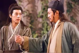 长大后才懂，明明是师徒，为何岳不群会那么恨令狐冲图片