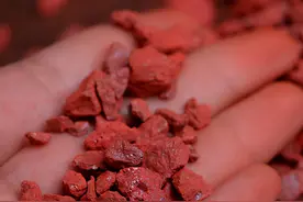 第二十八章 古玉沁色分类（古玉朱砂沁）古玉沁色鉴定图片